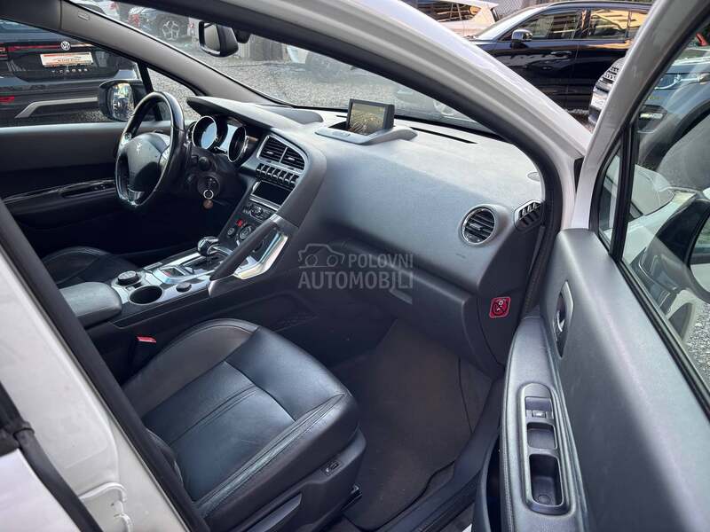 Peugeot 3008 2.0 HDI HYBRID 4X4