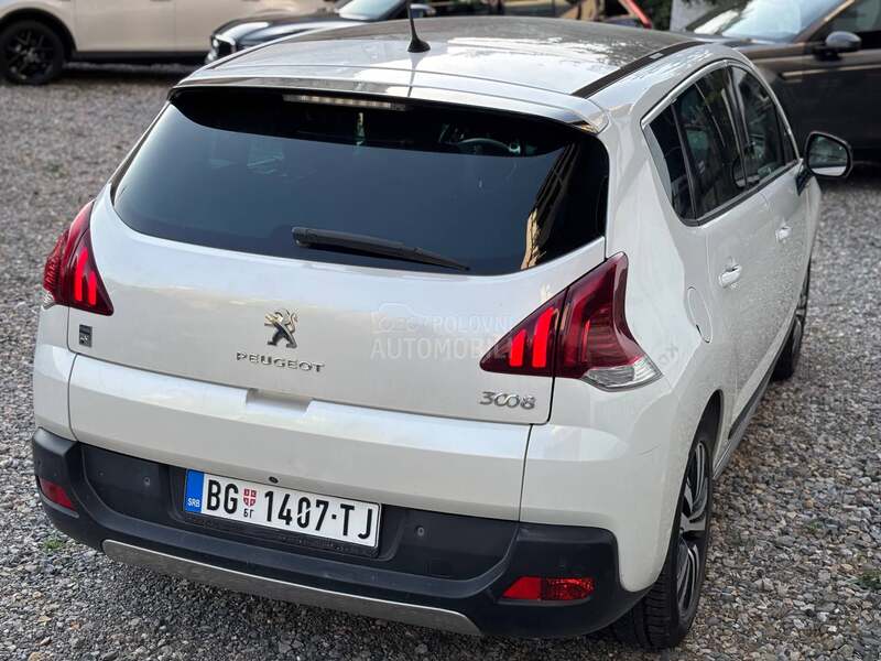 Peugeot 3008 2.0 HDI HYBRID 4X4