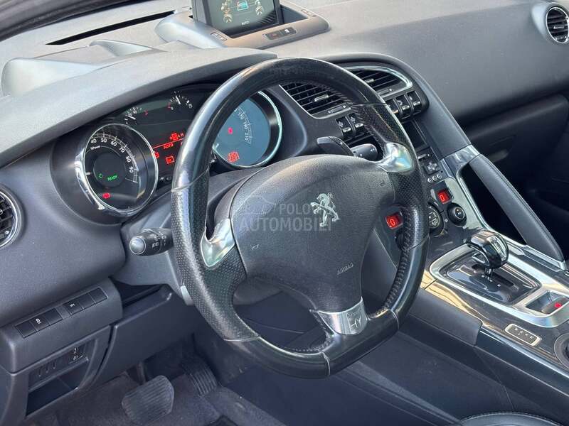 Peugeot 3008 2.0 HDI HYBRID 4X4