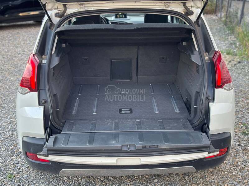 Peugeot 3008 2.0 HDI HYBRID 4X4