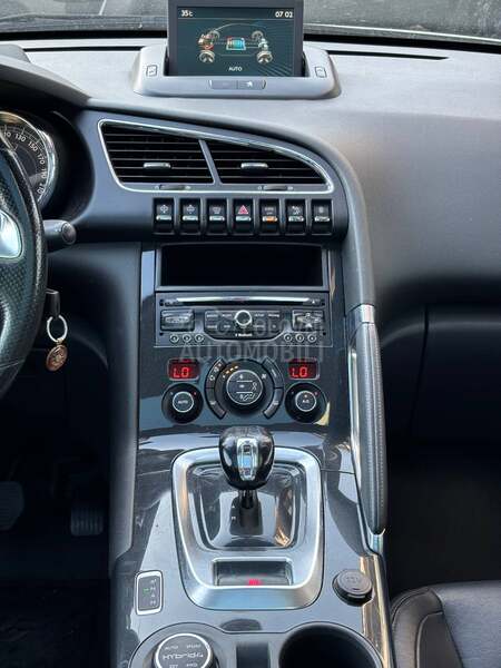 Peugeot 3008 2.0 HDI HYBRID 4X4