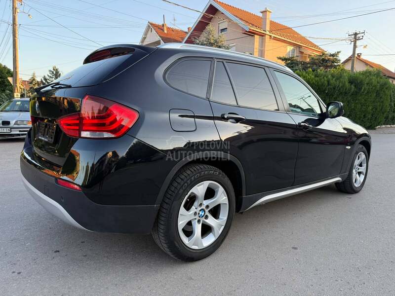 BMW X1 X-drive//Pano