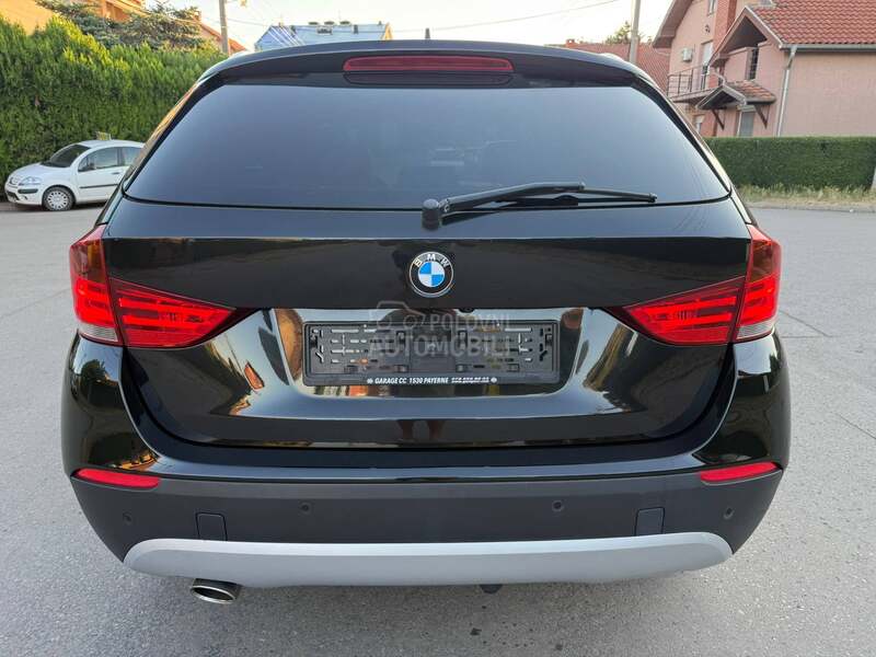 BMW X1 X-drive//Pano