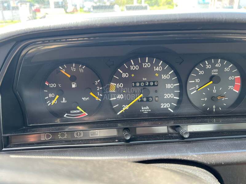 Mercedes Benz 190 E