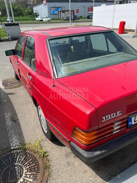 Mercedes Benz 190 E