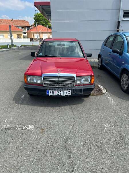 Mercedes Benz 190 E