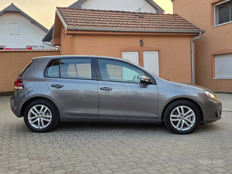Volkswagen Golf 6 1.6TDI BAŠ KA0 N0V