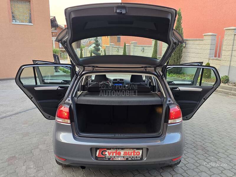 Volkswagen Golf 6 1.6TDI BAŠ KA0 N0V