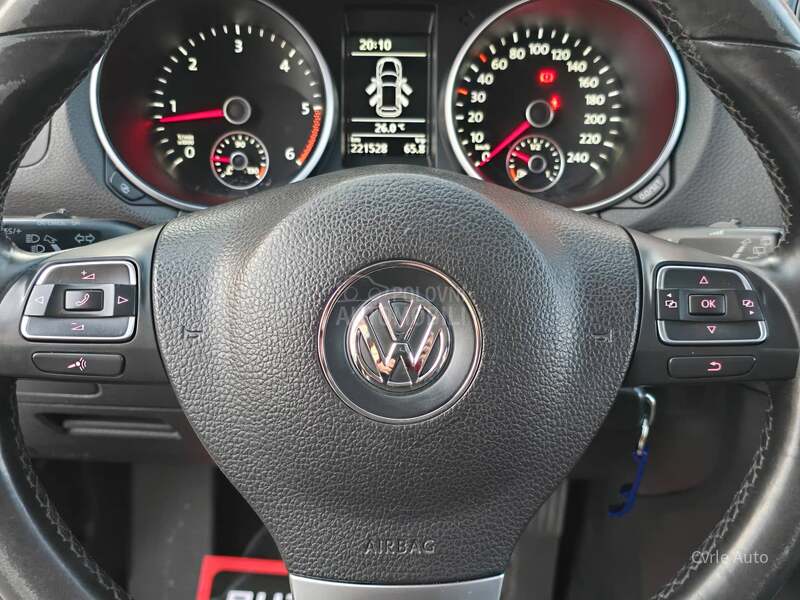 Volkswagen Golf 6 1.6TDI BAŠ KA0 N0V