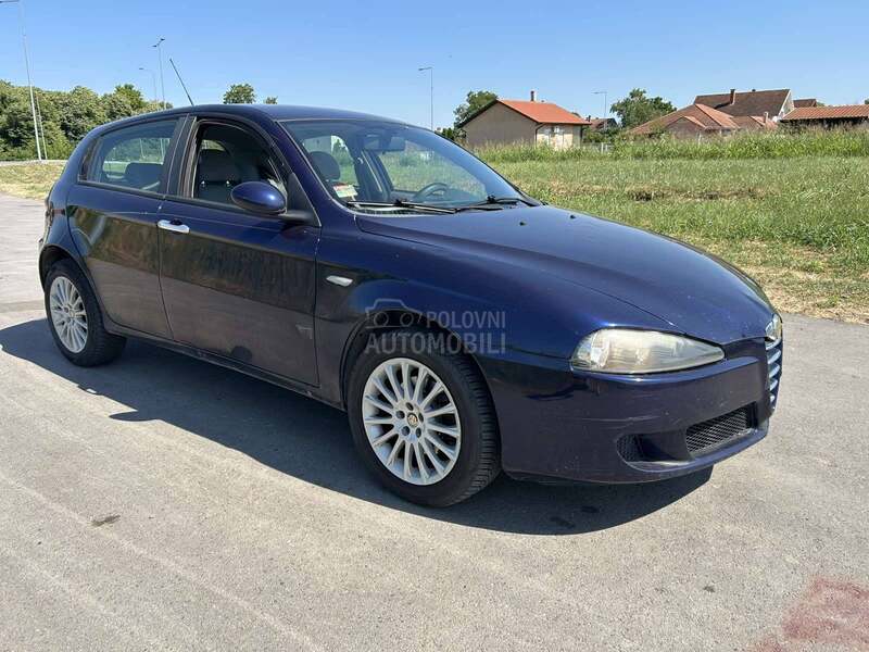 Alfa Romeo 147 1.9 JTD RESTYLING