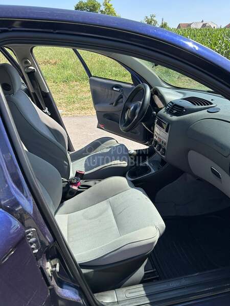 Alfa Romeo 147 1.9 JTD RESTYLING