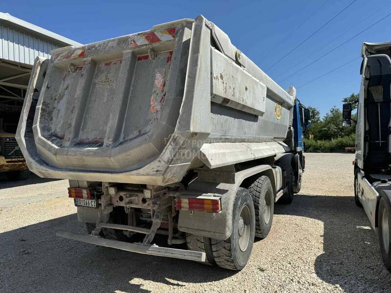 Mercedes Benz MP3 4141