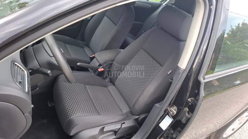 Volkswagen Golf 6 1.2 TSI NOV