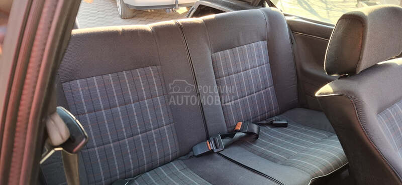Volkswagen Golf 2 16v