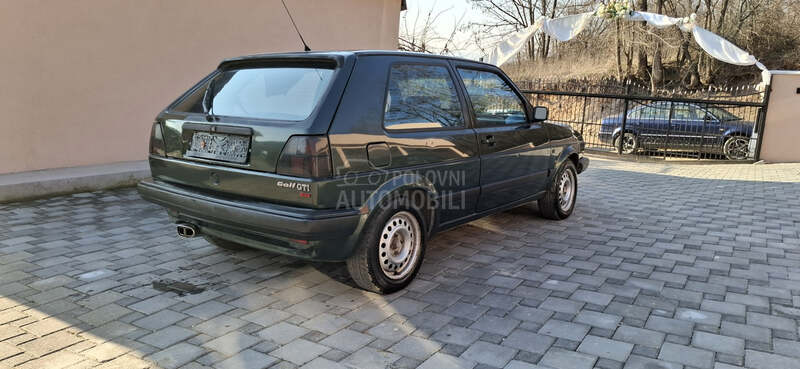 Volkswagen Golf 2 16v