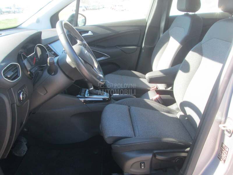 Opel Crossland X  1.5 d Elegance at6