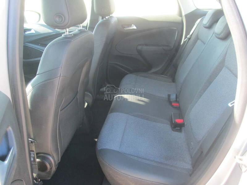 Opel Crossland X  1.5 d Elegance at6