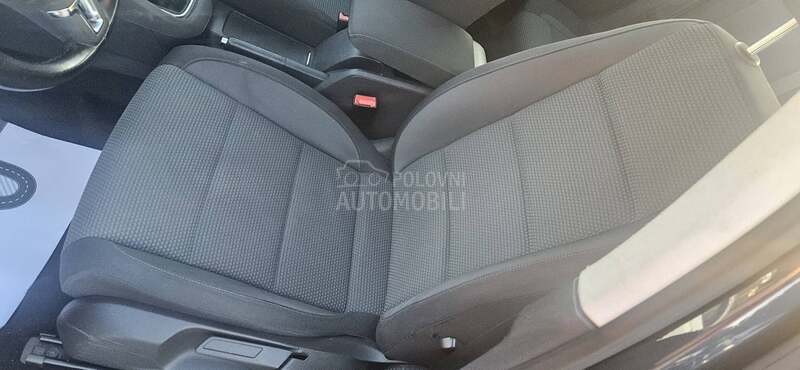 Volkswagen Golf 6 1.4TSiI/ SE.R.KNJIG
