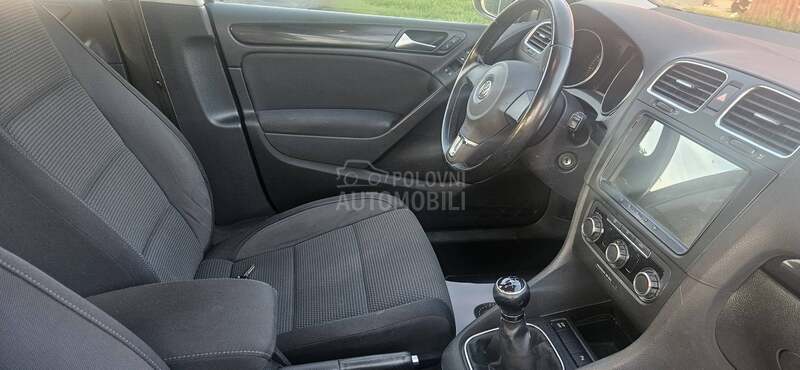 Volkswagen Golf 6 1.4TSiI/ SE.R.KNJIG