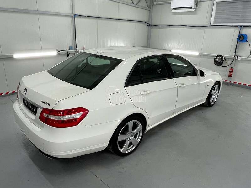 Mercedes Benz E 200 Cdi