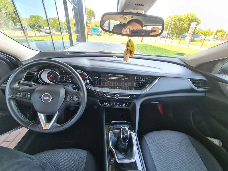 Opel Insignia 1,6 disel eco sport