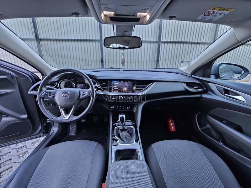 Opel Insignia 1,6 disel eco sport