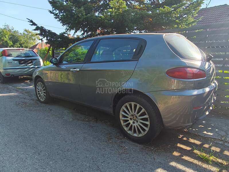 Alfa Romeo 147 1.6 ts restyling