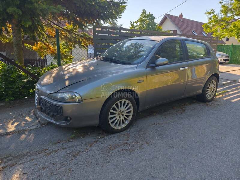 Alfa Romeo 147 1.6 ts restyling