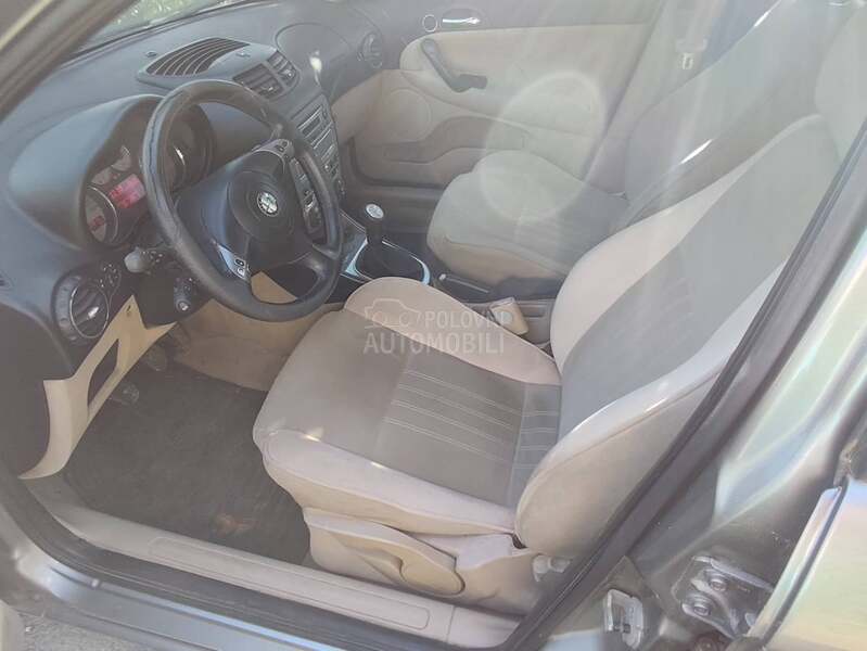 Alfa Romeo 147 1.6 ts restyling