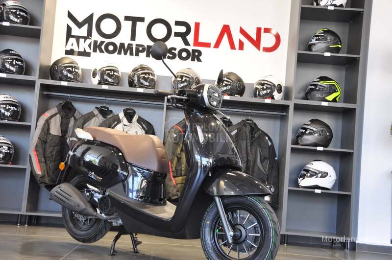 QJMOTOR VPS 125