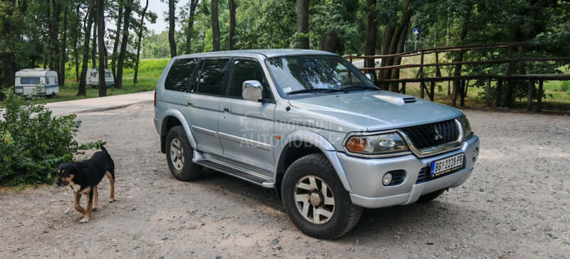 Mitsubishi Pajero Sport 2.5