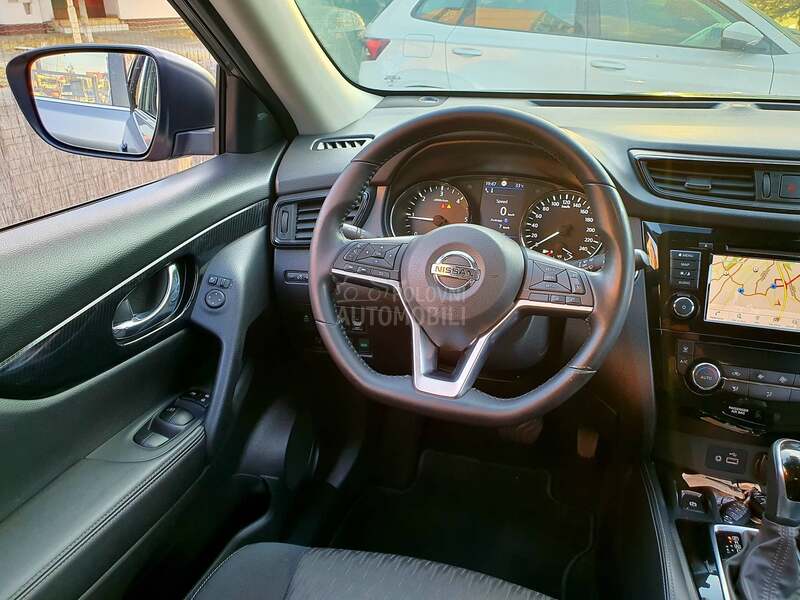 Nissan X-Trail 7 seats