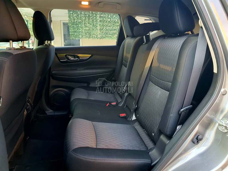 Nissan X-Trail 7 seats