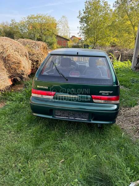Suzuki Swift 2000. god. -  kompletan auto u delovima