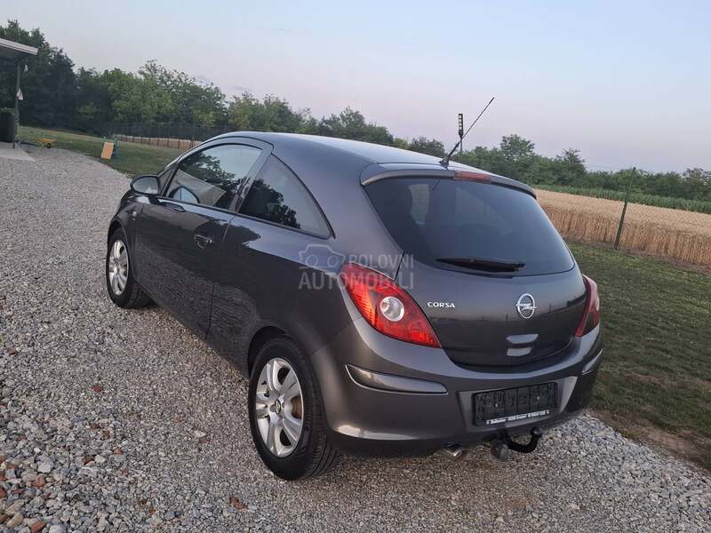 Opel Corsa D 1.4