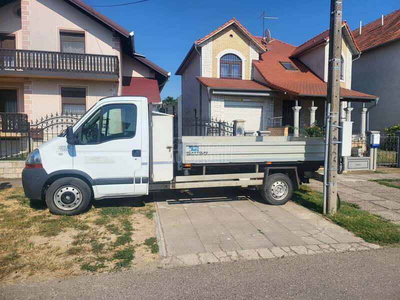 Renault master