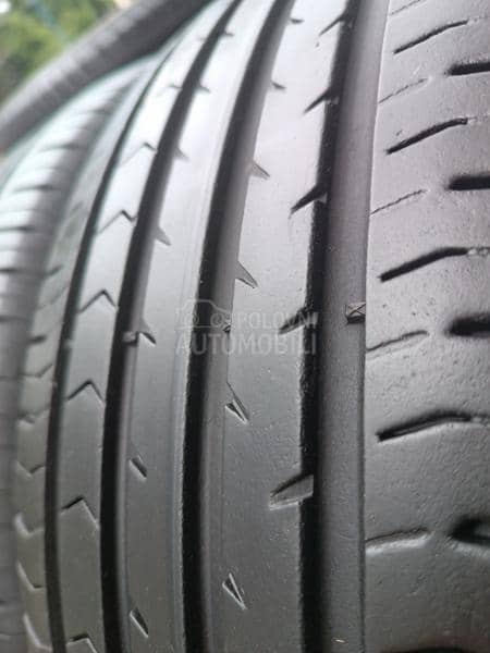 Continental 215/55 R17 Letnja
