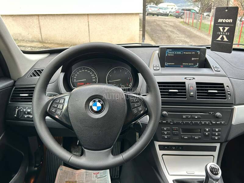 BMW X3 KOŽA/NAVl/ORIG.K.M