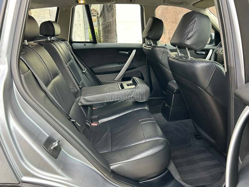 BMW X3 KOŽA/NAVl/ORIG.K.M