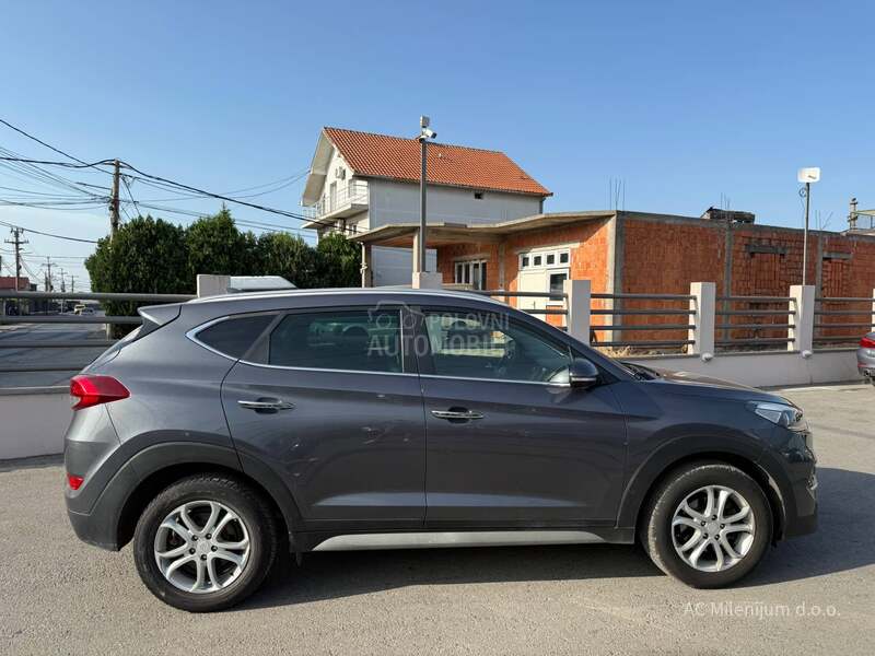 Hyundai Tucson 1.7 CRDI