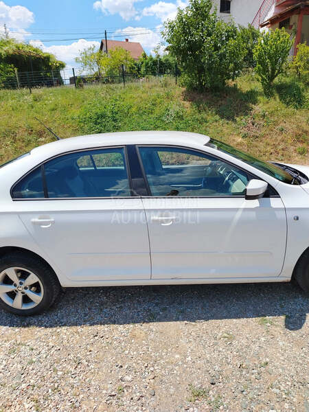 Škoda Rapid 