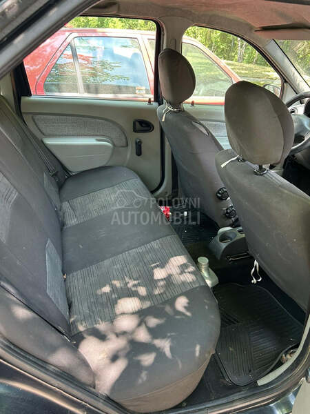 Dacia Logan 