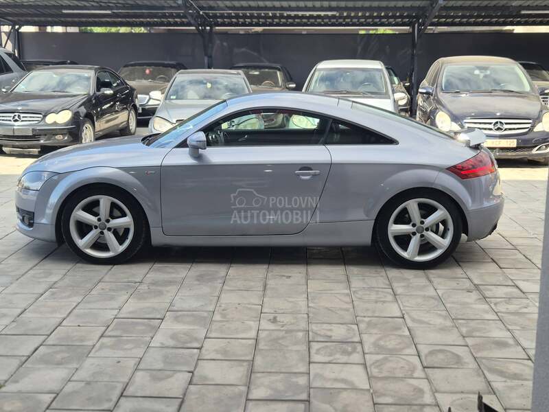 Audi TT 2.0 T S-LINE