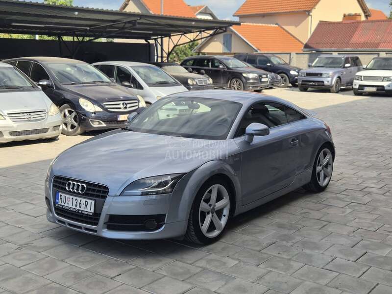 Audi TT 2.0 T S-LINE