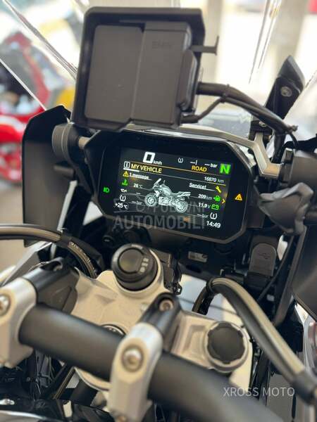 BMW R 1250 GS TRIPLE BLACK