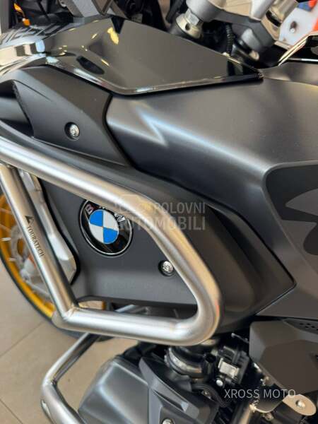 BMW R 1250 GS TRIPLE BLACK