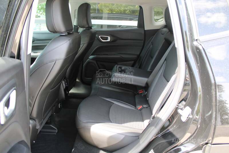 Jeep Compass 1.6 MJET