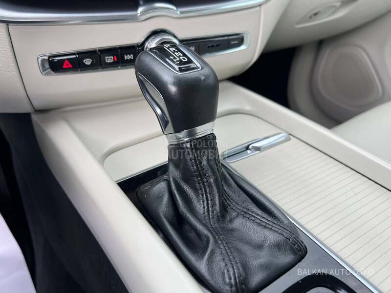 Volvo XC60 2.0D/NAV/LED/AUT/KAM