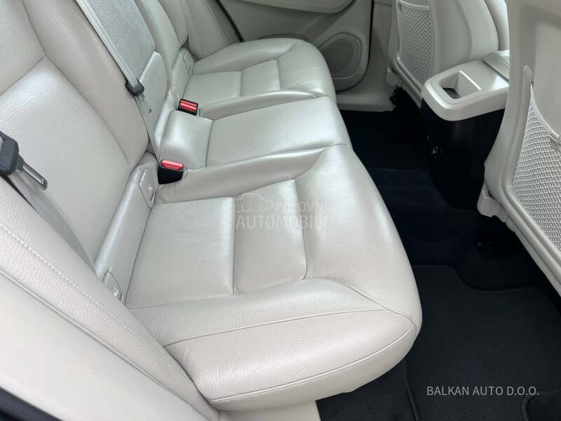 Volvo XC60 2.0D/NAV/LED/AUT/KAM