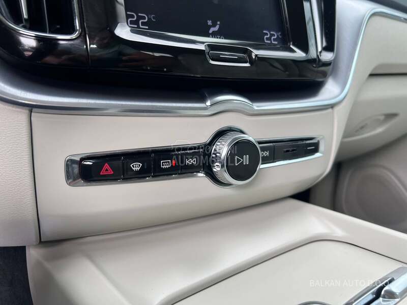 Volvo XC60 2.0D/NAV/LED/AUT/KAM